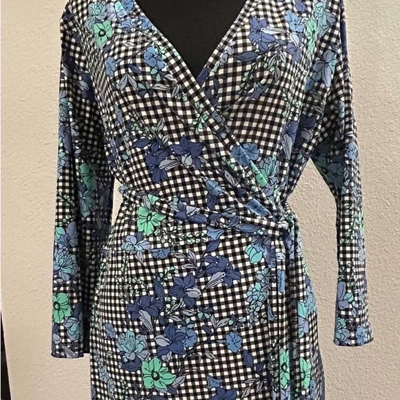 All brand new never been worn !Message for more info brands from all over world - Picture 6 of 16